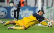 爱游戏-当红色褪去，瑞士钟表开始计时，索伯如何用精准碾压法拉利，而拉塞尔用意志重写剧本