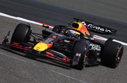 爱游戏体育官网-红牛车队翻盘红牛二队，阿隆索点燃赛场的简单介绍