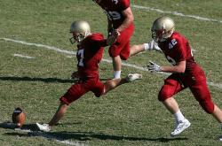 爱游戏在线-欧冠决赛之夜，伦纳德冠军级表现，当篮球巨星与足球巅峰之夜相遇