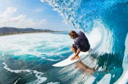 AYXapp下载-双城记，霍勒迪接管NBA之夜，广东末节风暴席卷天山