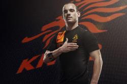 爱游戏下载-封锁与接管，当足球的铜墙铁壁遇见篮球的孤胆英雄