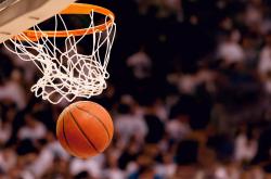 爱游戏官网-舞台越大越强！马克西闪耀鹈鹕开拓者之战