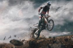 爱游戏娱乐-英超争冠焦点战与广东队击溃猛龙，竞技体育中的唯一性时刻