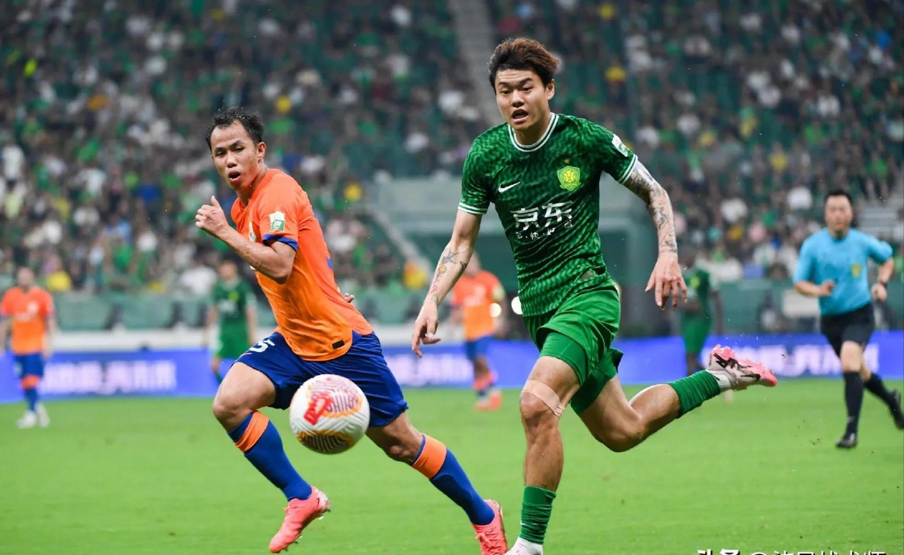 比赛中球员个人表现喜忧参半