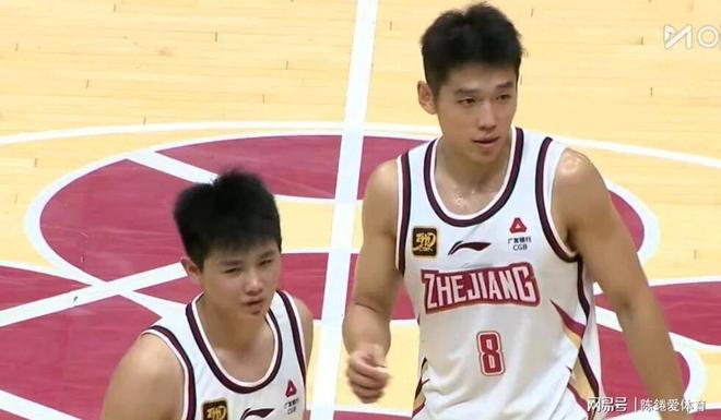 关于浙江男篮惊险战胜重庆保持势头的信息