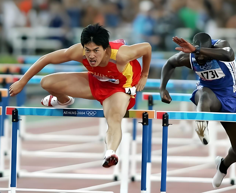 挑战极限，运动员们勇往直前闯进决赛展示拼搏的简单介绍