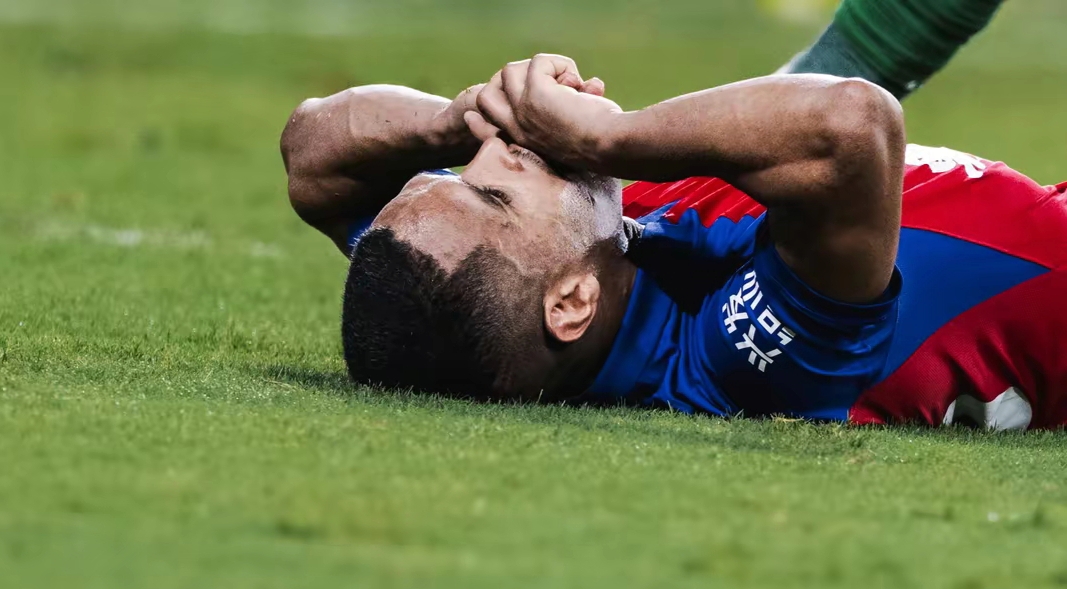 包含防守大将伤停在即，球队面临考验的词条