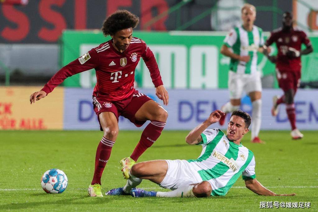 包含莱比锡红牛完胜荷兰，弗拉霍维奇爆发神勇的词条