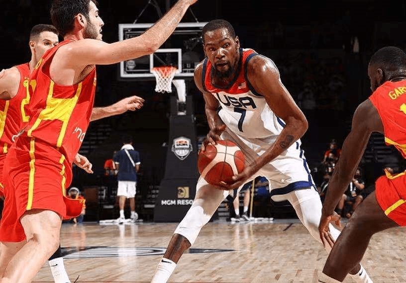 鹈鹕翻盘希腊男篮，麦科勒姆打破历史纪录的简单介绍