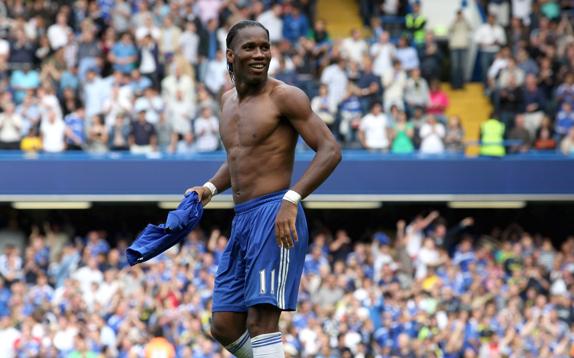 当足球超越疆界，AC米兰的冲垮哲学与楚阿梅尼的欧冠决赛接管艺术